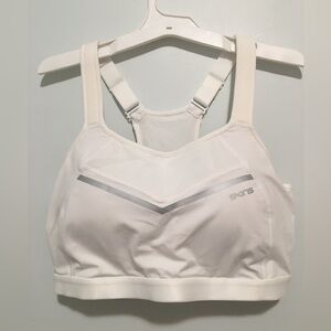 Skins DNAmic High Impact Sports Bra